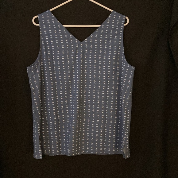 Eddie Bauer Departure Tank NWT - Picture 3 of 4